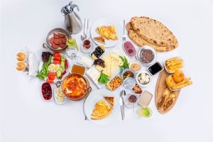 İstanbul Kahvaltı Mekanları: İstanbul&#8217;da En İyi 10 Kahvaltıcı